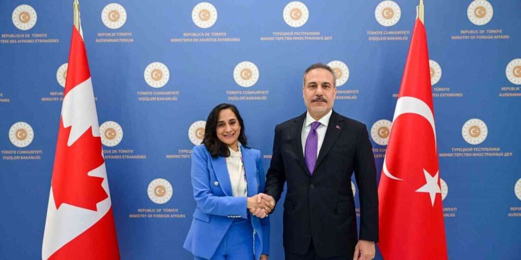 Dışişleri Bakanı Fidan, Kanadalı mevkidaşı Anand ile görüştü