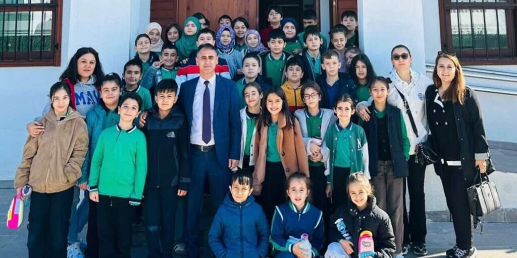 Bahşılı’da öğrenciler bu kez sınıf dışında öğrendi!
