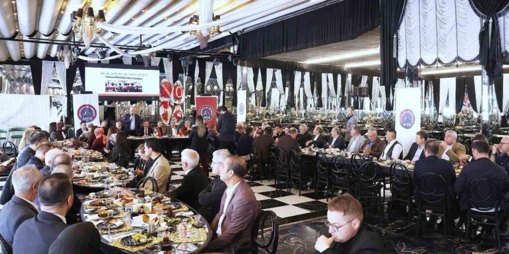 AHİD yönetimi toplantıda buluştu