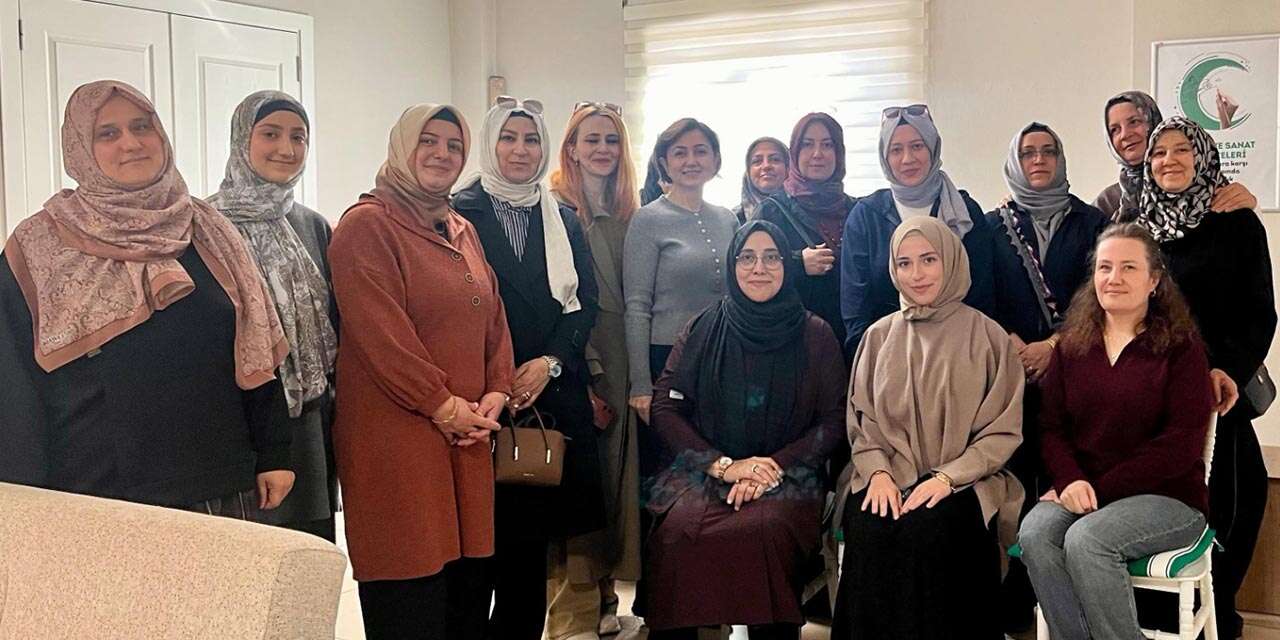 yesilay’da-aile-ici-iletisim-atolyesi:-ilk-adim-kendini-tanimak