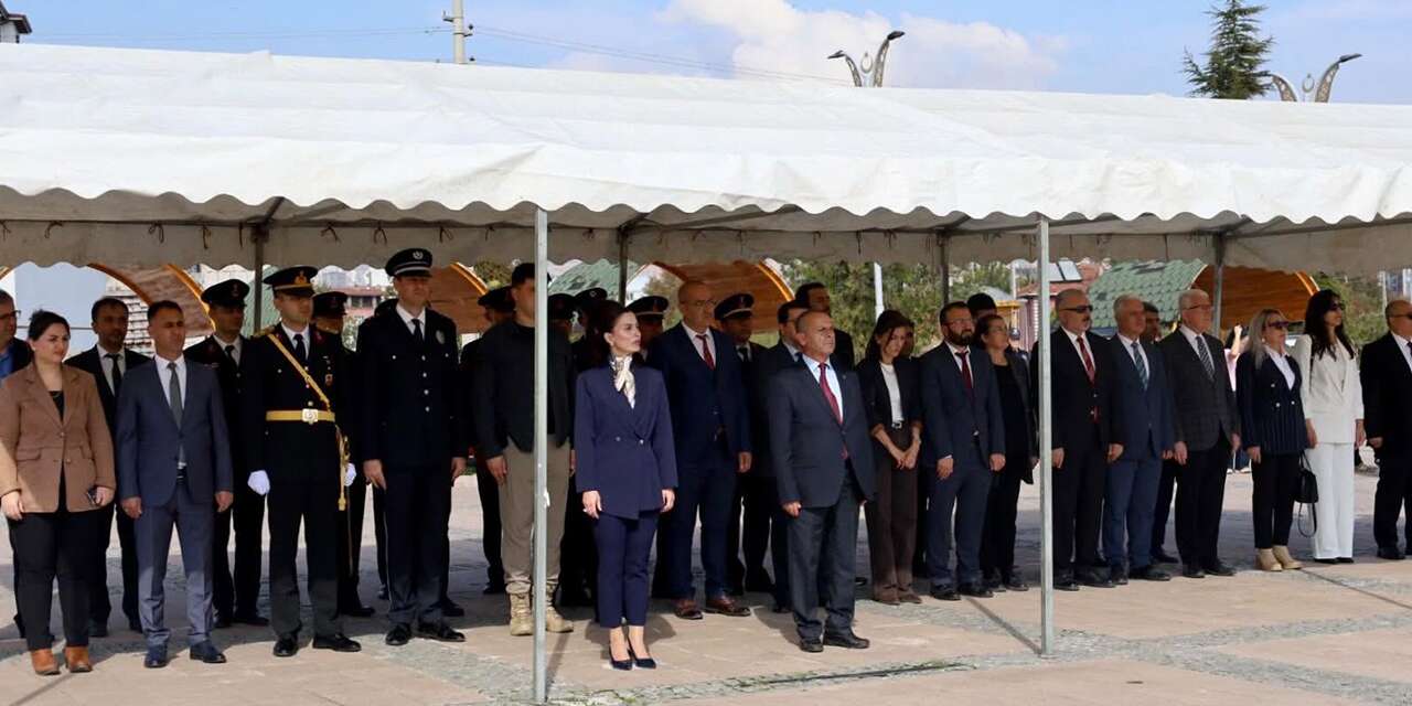 bahsili’da-cumhuriyet-bayrami-coskusu!-29-ekim-torenleri-basladi